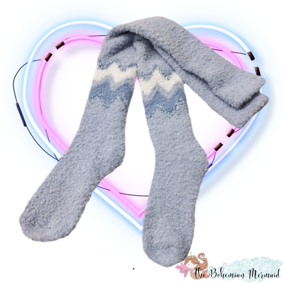 đNWTđ 2 PK PLUSH WINTER THIGH HIGH CLOUD SOCKS - Picture 4 of 7